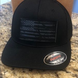 Men’s Phantom Flag Patch flexfit cap